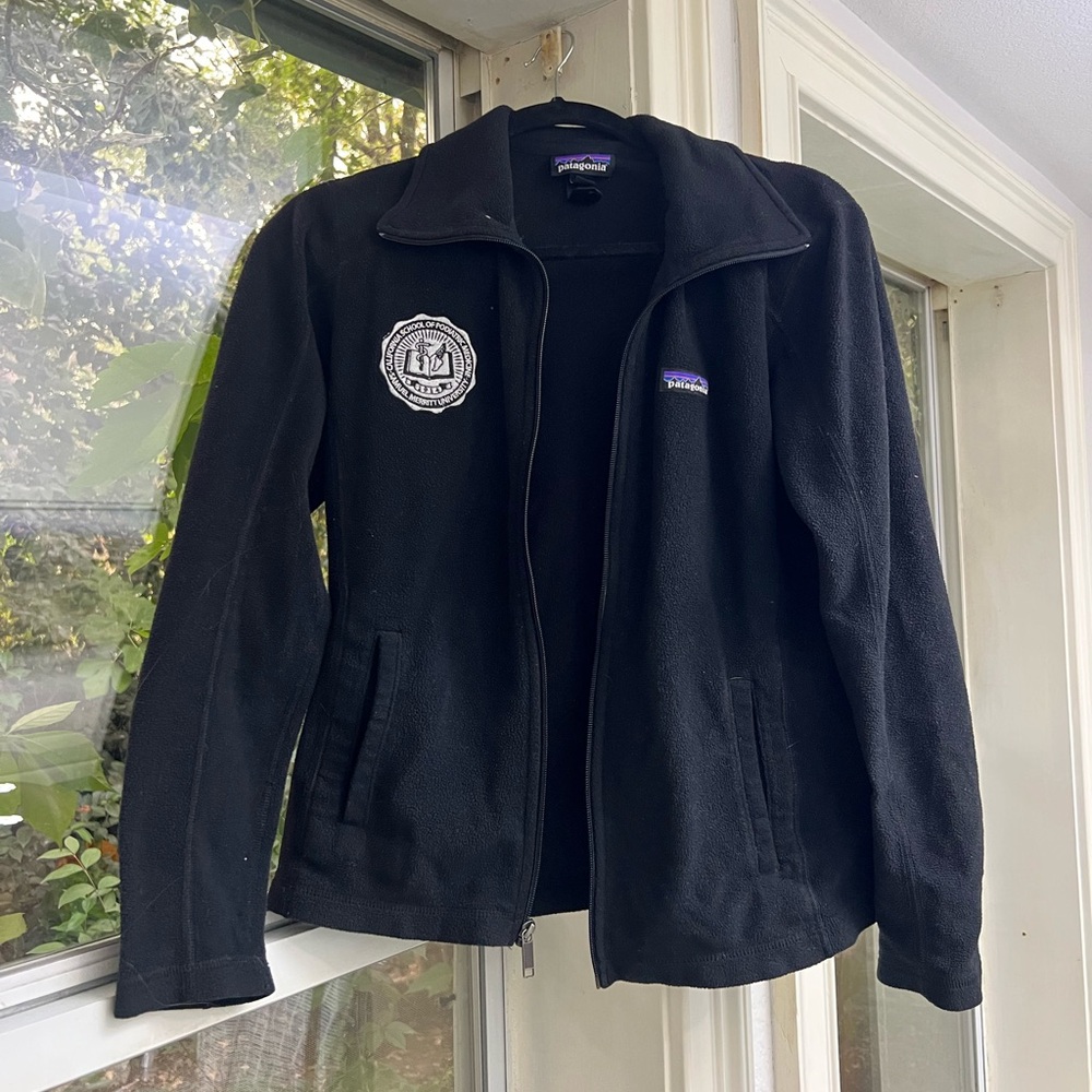 Patagonia Black Fleece Jacket w a patch
